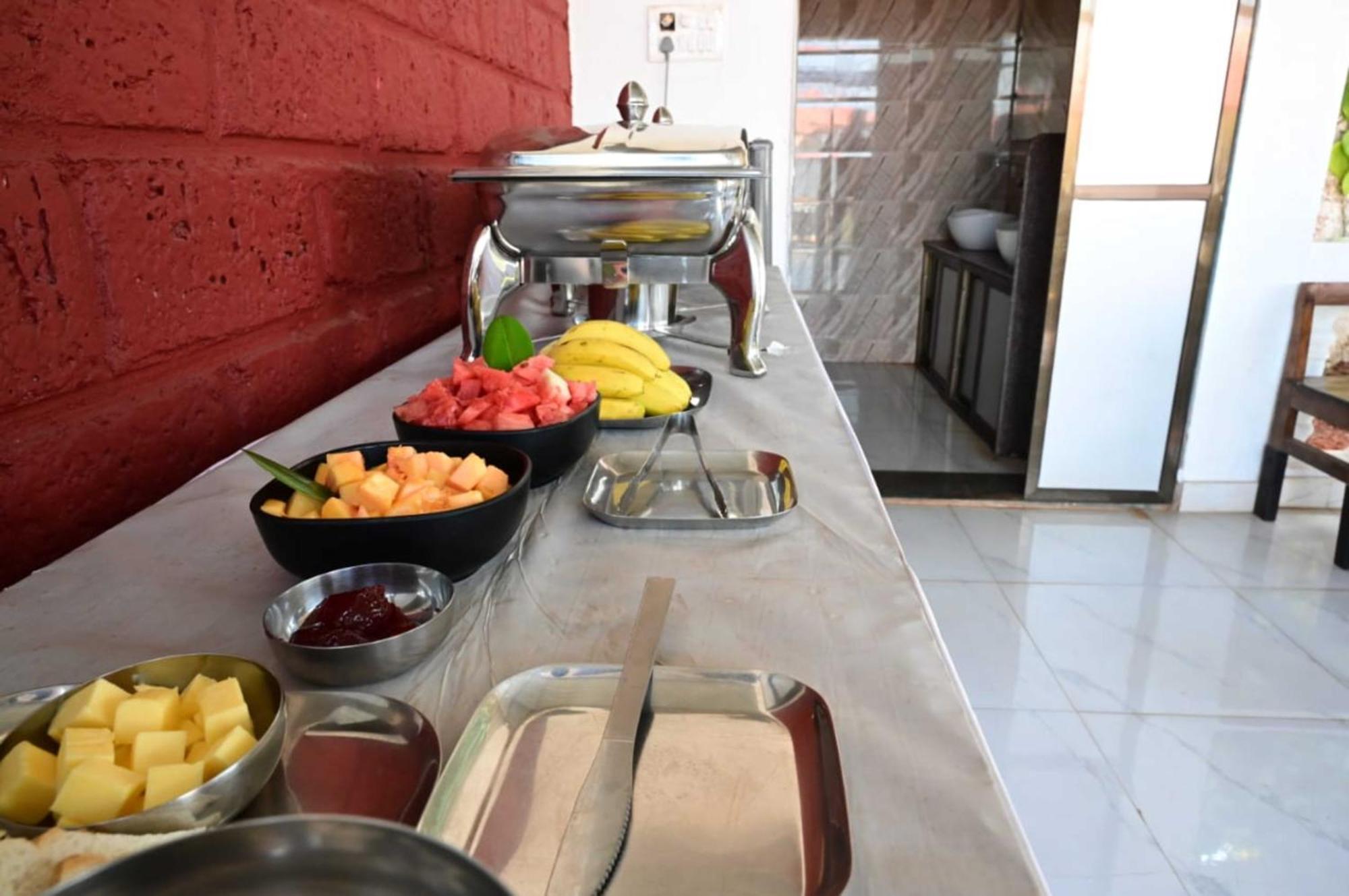 فندق Wada Chirebandi Gimvi المظهر الخارجي الصورة
